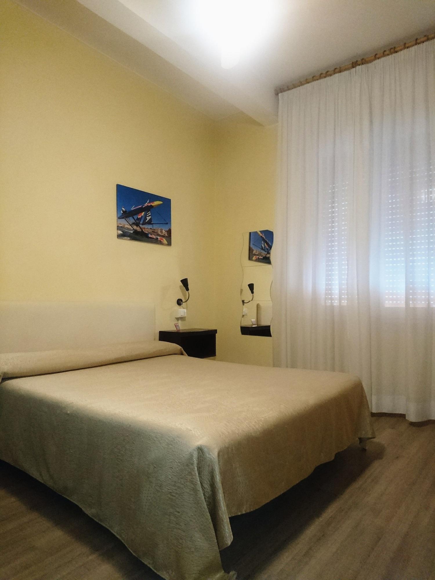 Giappone Inn Parking Hotel Λιβόρνο Εξωτερικό φωτογραφία