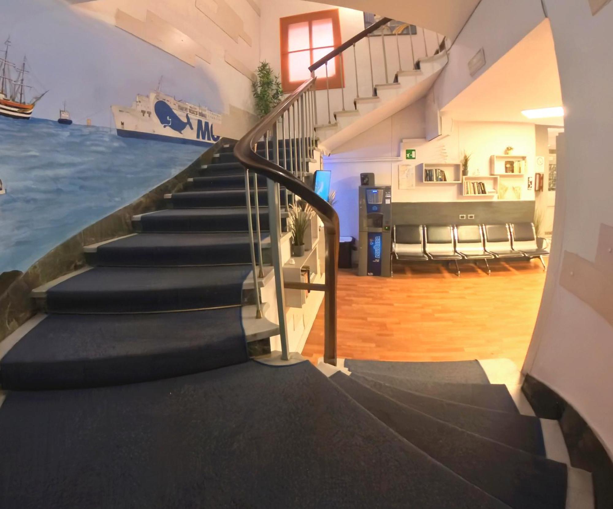 Giappone Inn Parking Hotel Λιβόρνο Εξωτερικό φωτογραφία